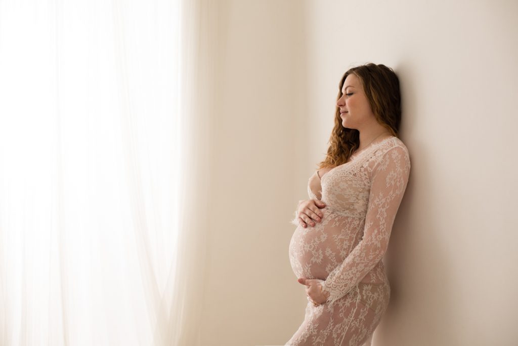 studio fotografico realizza fotografie di gravidanza a milano