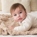 bambino 10 mesi ritratto