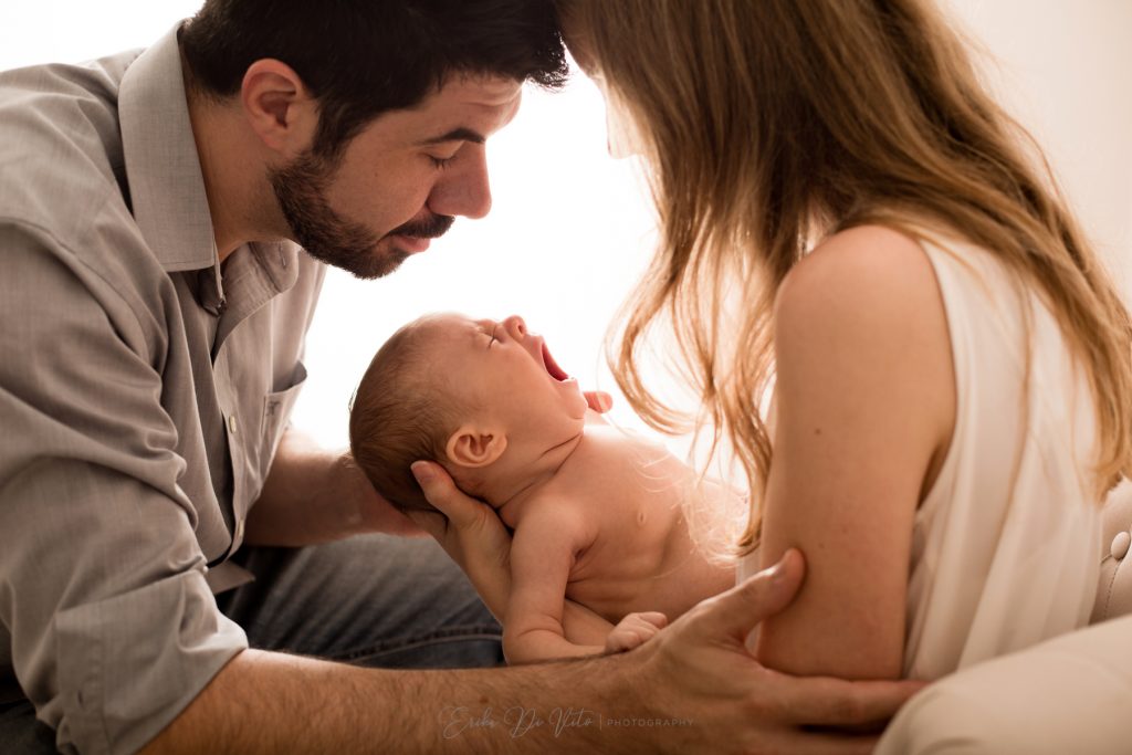 2 mesi bebè con i genitori