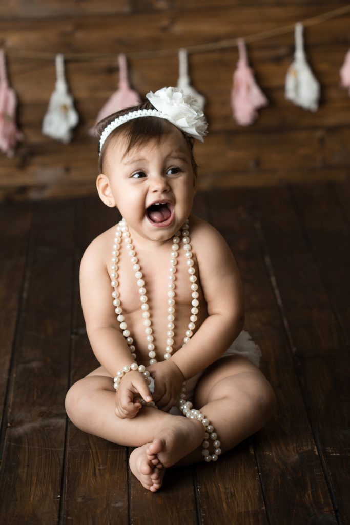 bambina di 12 mesi ritratto in studio fotografico