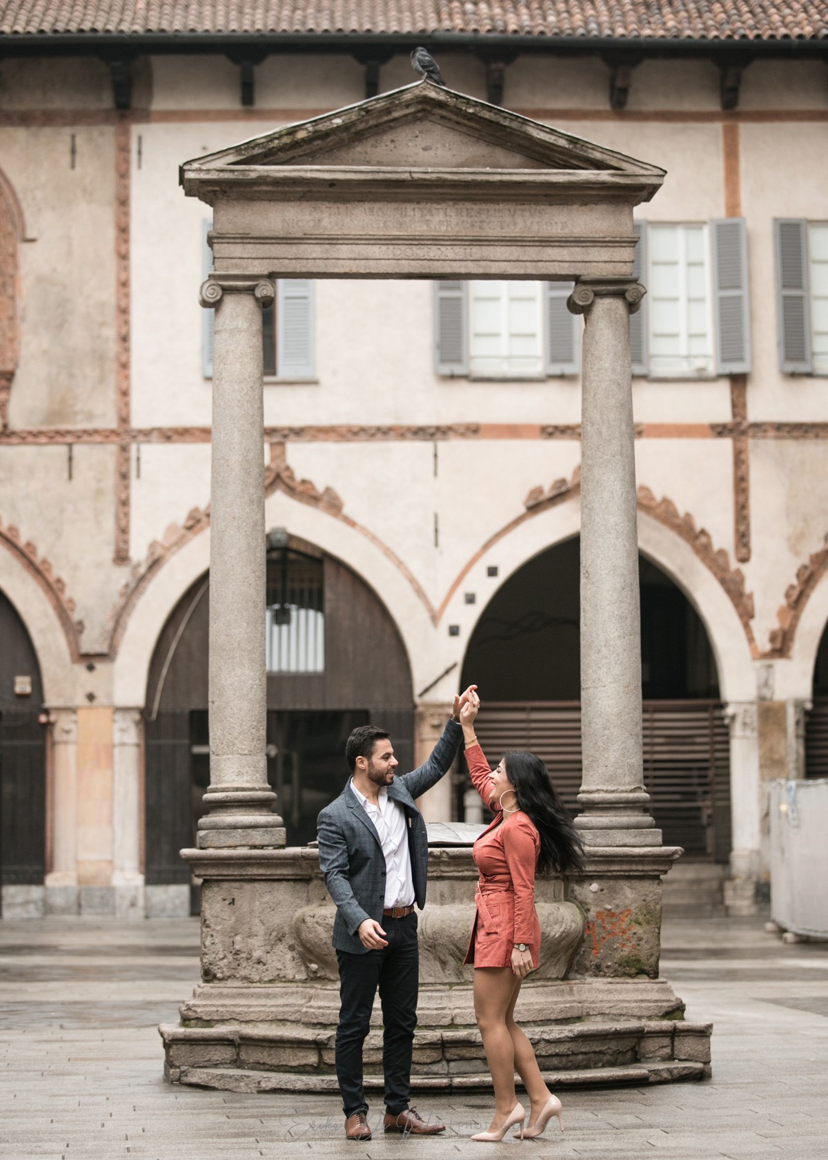 fotografo proposta di matrimonio a milano centro città