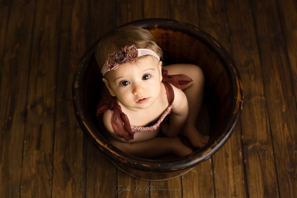 ritratto in studio fotografico bambina primo compleanno