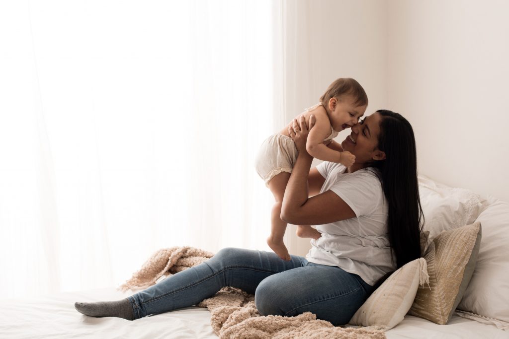 fotografie con la mamma e bambina 12 mesi