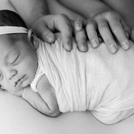 Ritratti di gravidanza e newborn in studio a Milano: cattura emozioni e ricordi